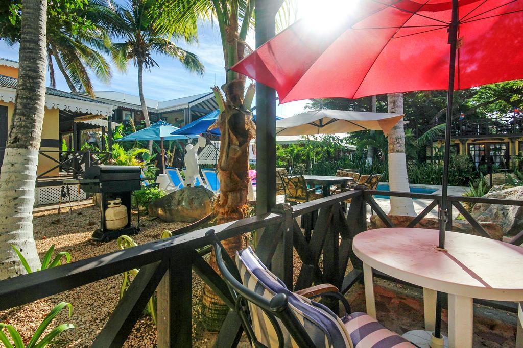 Mary'S Boon Beach Resort & Spa Simpson Bay Kültér fotó